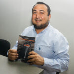 El periodista Martín Durán presenta su libro “Ella Cantaba Corridos”